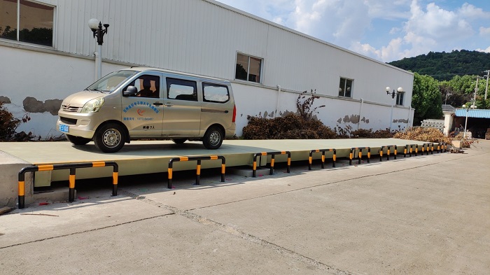 3x21m汽車衡助力進出貨物實時稱重 數據打印記錄存儲